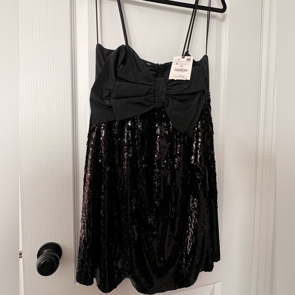 BNWT Stunning Zara Sequined Party Dress Small - Picture 1 of 3